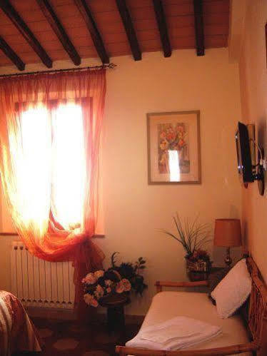 B&B Dei Rossi Siena Buitenkant foto